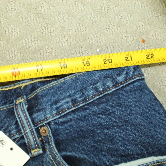 NEW Levis 569 Denim Jeans Shorts Mens 44 Loose Fit Relaxed Bermuda Blue - Picture 8 of 8